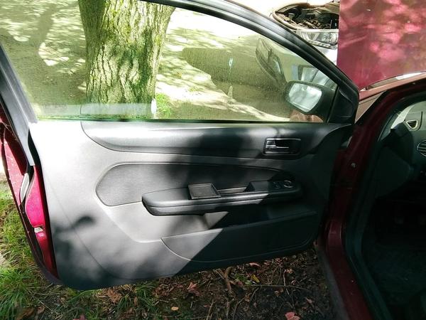 Ford Focus 2005, фото 10