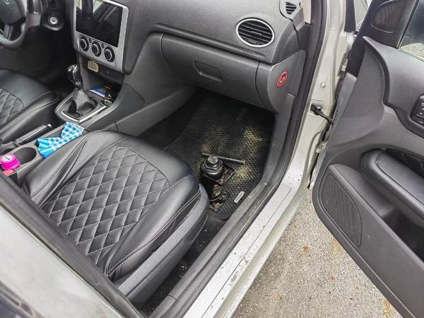 Ford Focus 2006, фото 15