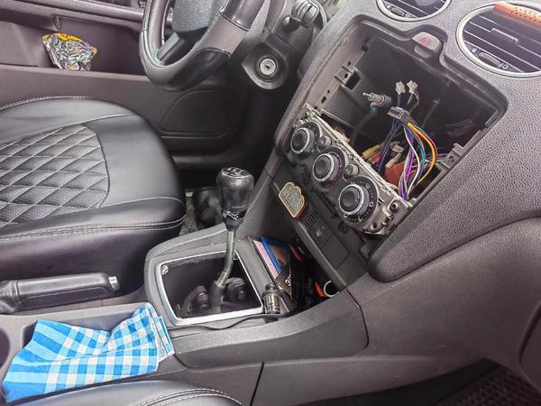 Ford Focus 2006, фото 13