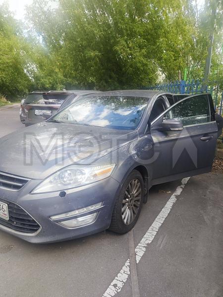 Ford Mondeo 2011, фото 4