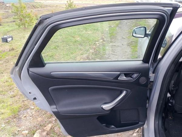 Ford Mondeo 2012, фото 26