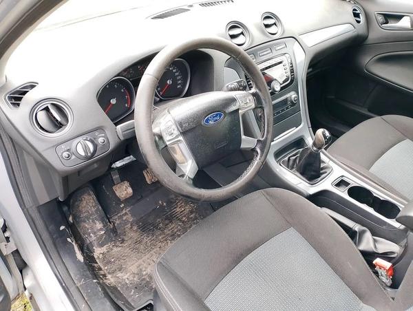 Ford Mondeo 2012, фото 5