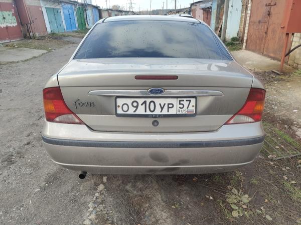 Ford Focus 2003, фото 2