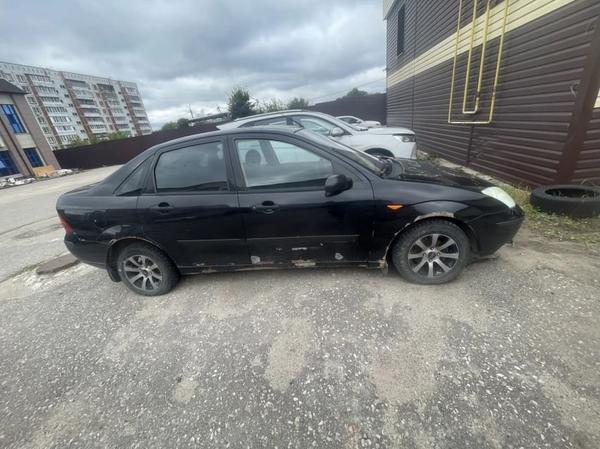 Ford Focus 2004, фото 2