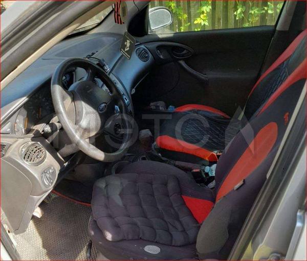 Ford Focus 2005, фото 9
