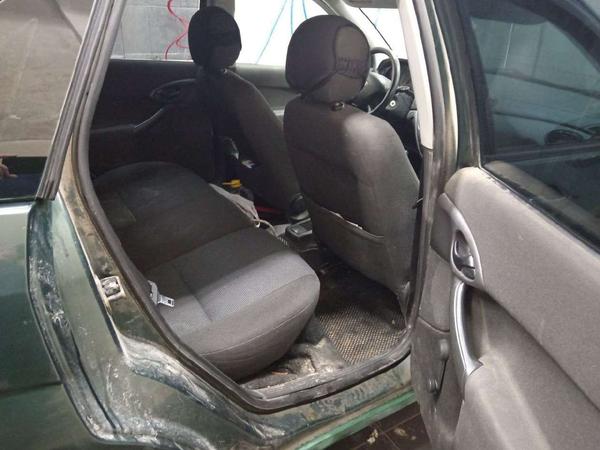 Ford Focus 2004, фото 13