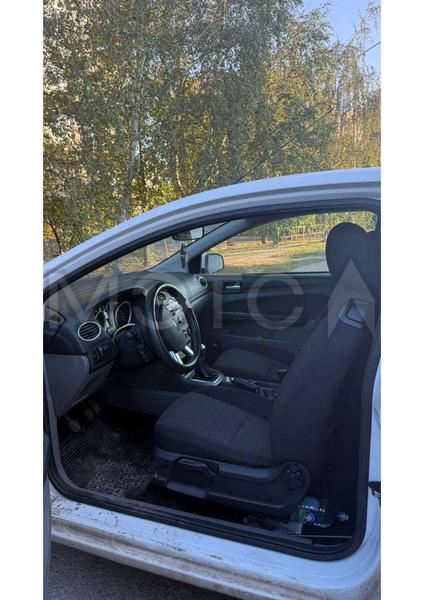 Ford Focus 2011, фото 5