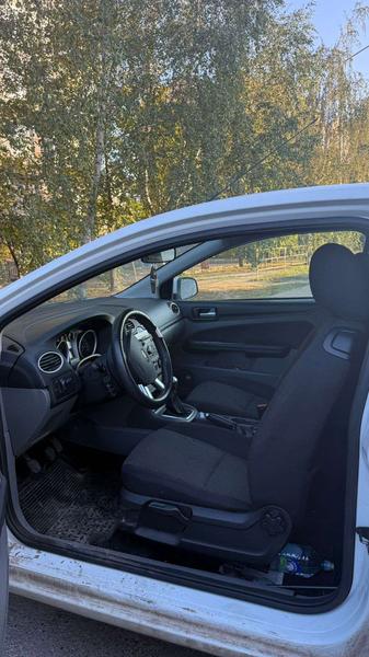 Ford Focus 2011, фото 8