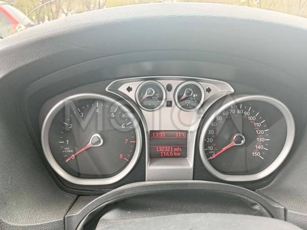 Ford Focus 2010, фото 5