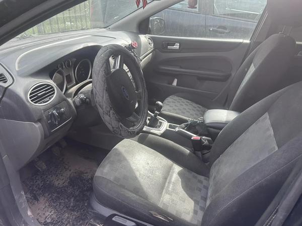 Ford Focus 2008, фото 4