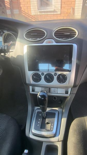 Ford Focus 2010, фото 4