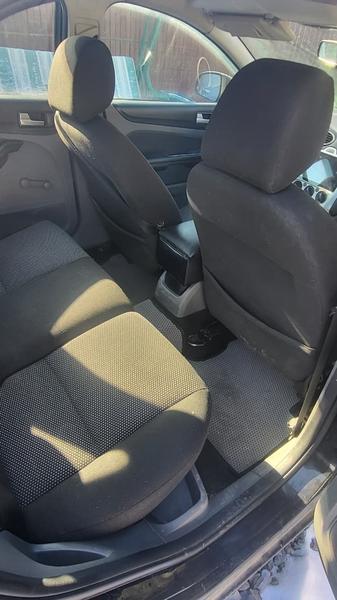 Ford Focus 2010, фото 9