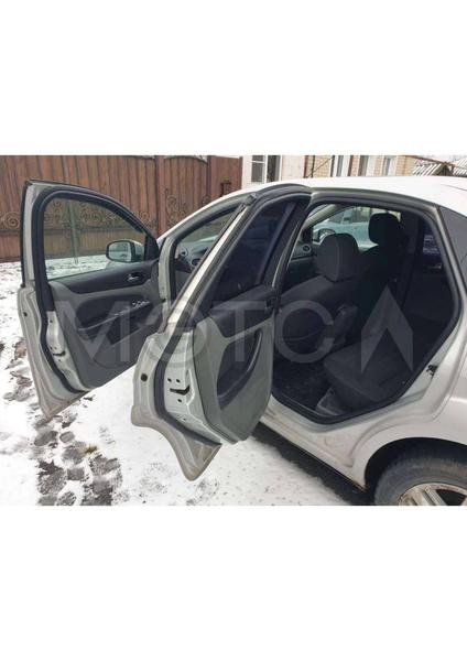 Ford Focus 2010, фото 9