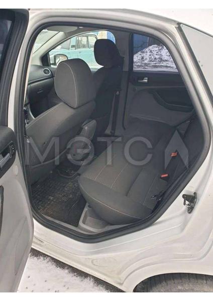 Ford Focus 2010, фото 8
