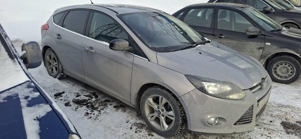 Ford Focus 2011, фото 5