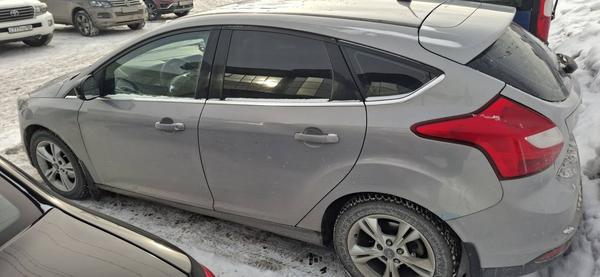 Ford Focus 2011, фото 2