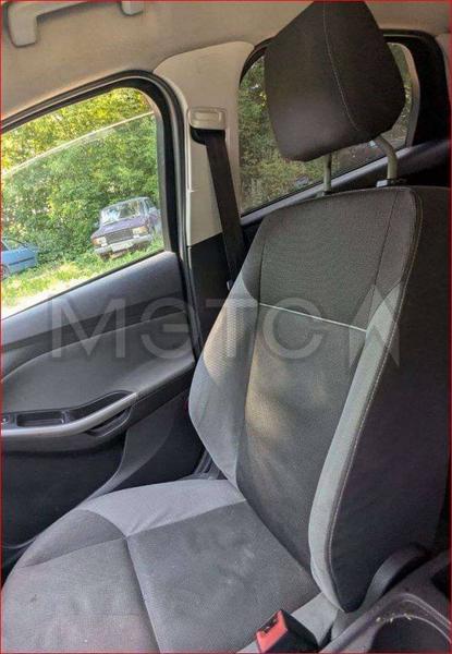 Ford Focus 2011, фото 6