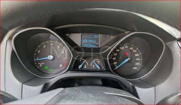 Ford Focus 2011, фото 4