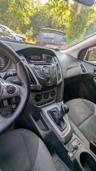 Ford Focus 2011, фото 18