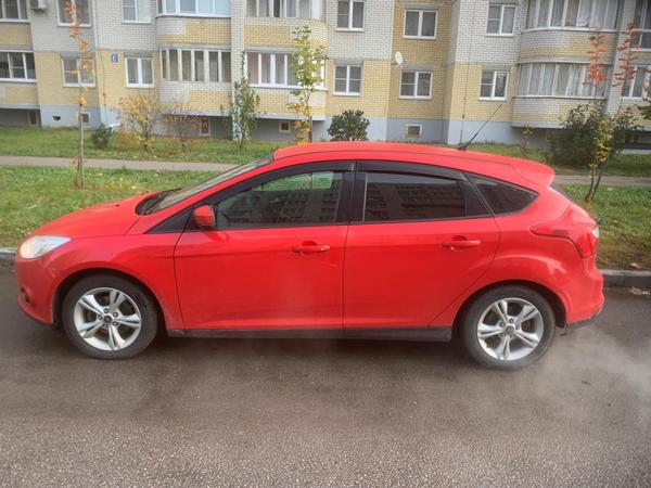 Ford Focus 2011, фото 5
