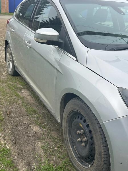 Ford Focus 2011, фото 2