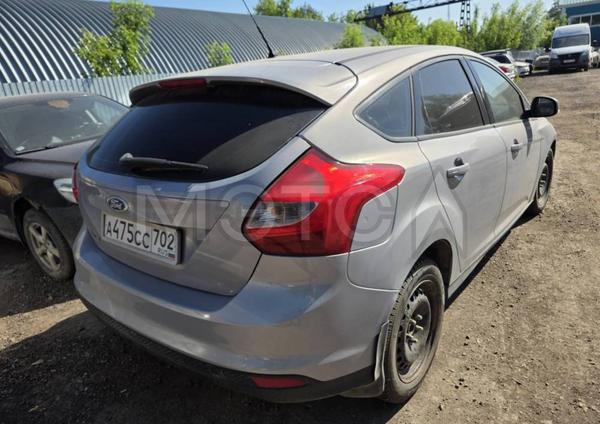 Ford Focus 2011, фото 6