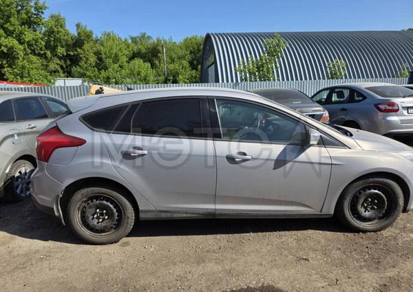 Ford Focus 2011, фото 4