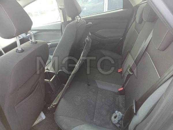 Ford Focus 2011, фото 11