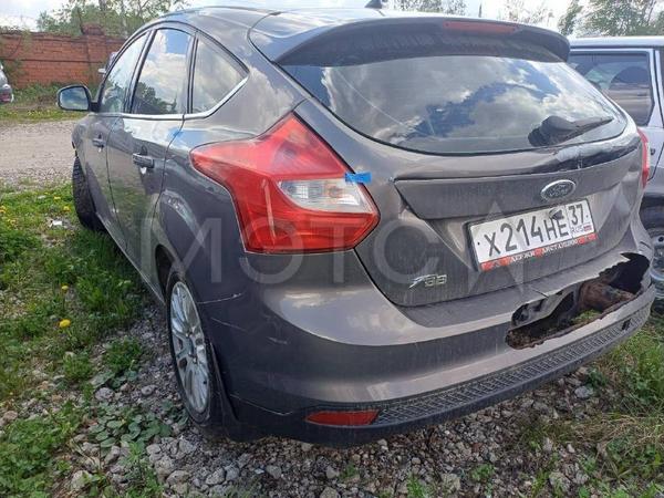 Ford Focus 2011, фото 4