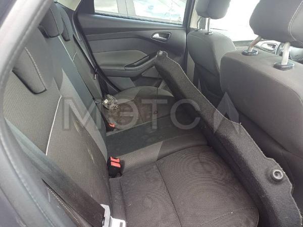Ford Focus 2011, фото 13
