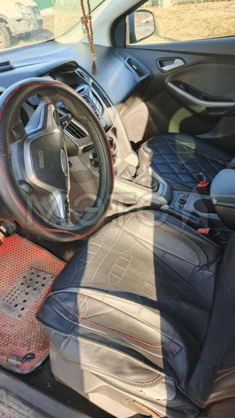 Ford Focus 2011, фото 7