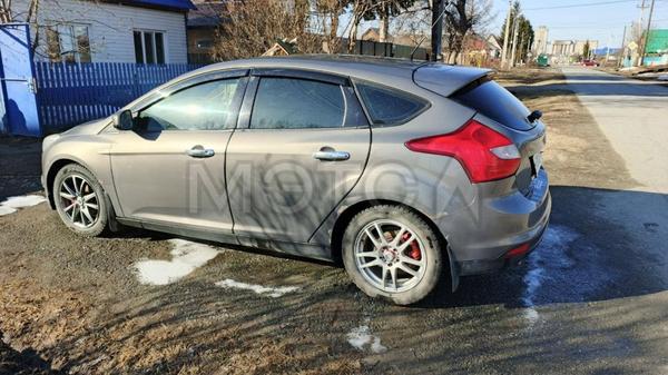 Ford Focus 2011, фото 4