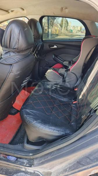Ford Focus 2011, фото 10