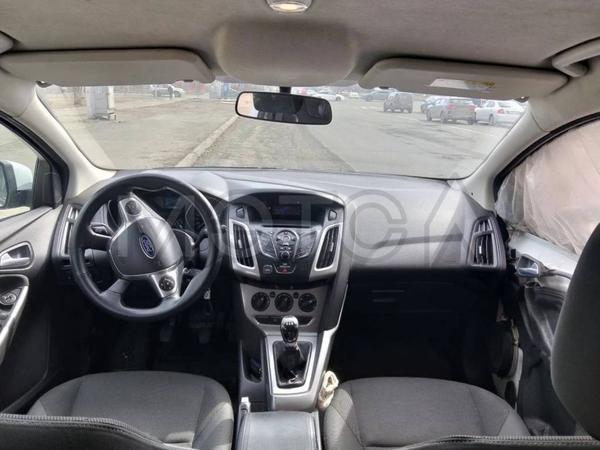 Ford Focus 2011, фото 6