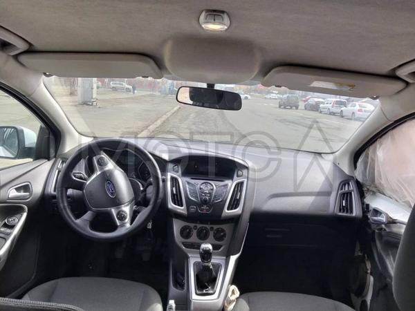 Ford Focus 2011, фото 10