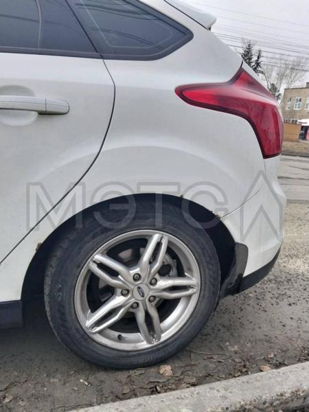 Ford Focus 2011, фото 5