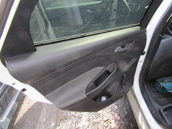 Ford Focus 2012, фото 31