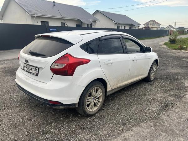 Ford Focus 2012, фото 2