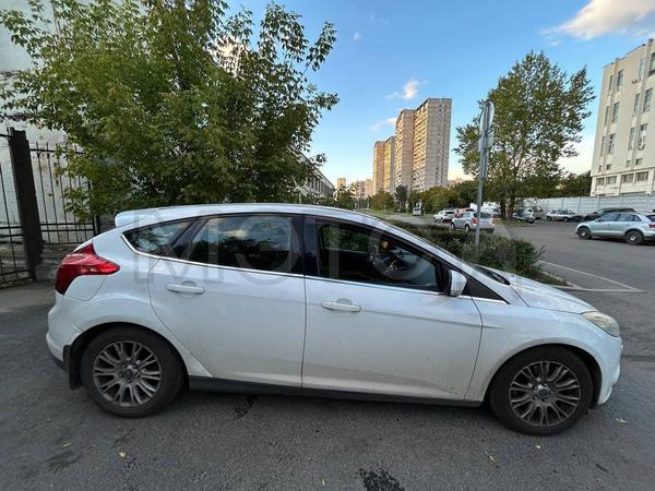 Ford Focus 2012, фото 5