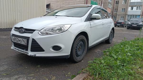Ford Focus 2013, фото 2