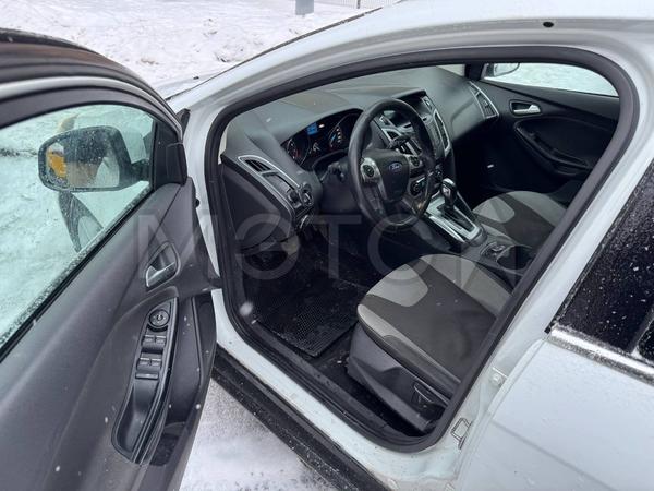 Ford Focus 2013, фото 15