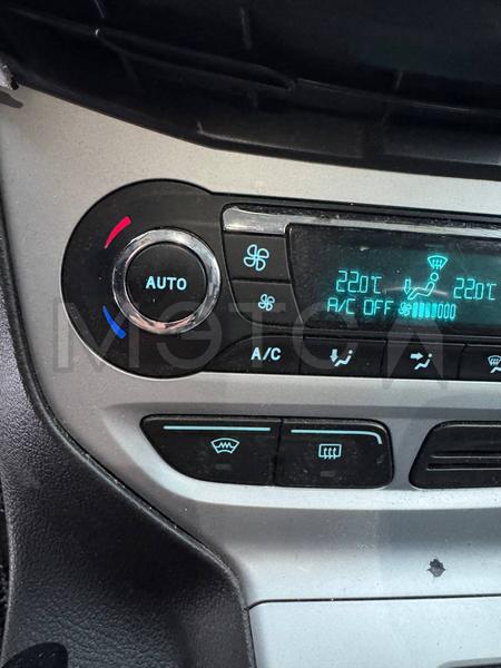 Ford Focus 2013, фото 12