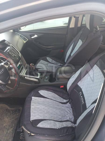 Ford Focus 2011, фото 7