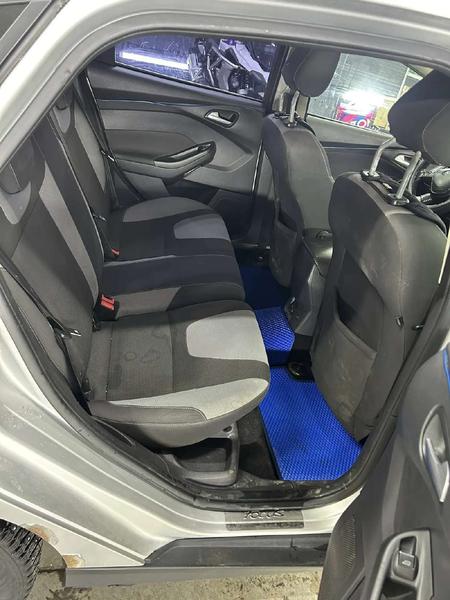 Ford Focus 2012, фото 10
