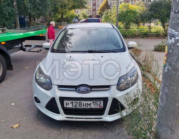 Ford Focus 2012, фото 2