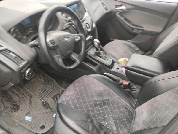 Ford Focus 2012, фото 4