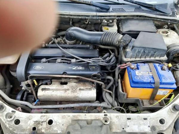Ford Focus 2005, фото 5