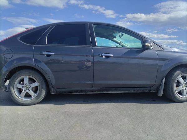 Ford Focus 2009, фото 4