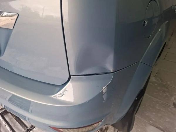Ford Focus 2009, фото 17