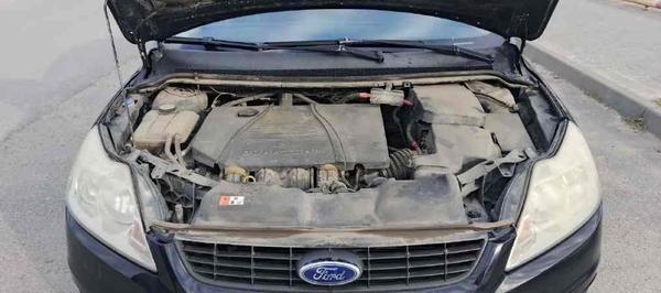Ford Focus 2010, фото 2